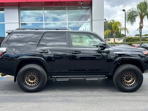 Used 2024 Toyota 4Runner TRD Off-Road Premium w/ TRD Black Wheel Package (TMS) AWD/4WD image 4