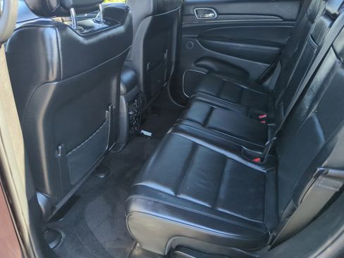 Used 2018 Jeep Grand Cherokee High Altitude image 17