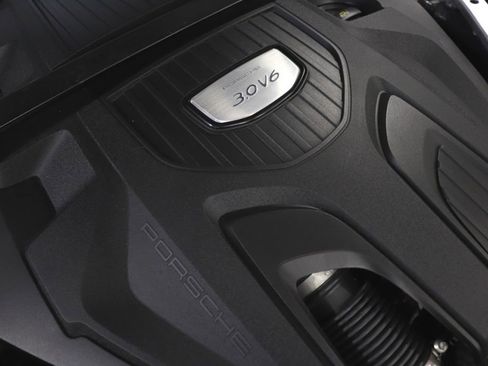 Used 2019 Porsche Panamera 4 image 87