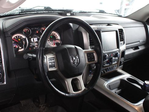 Used 2017 RAM 1500 Laramie w/ Convenience Group image 8