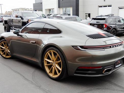 Used 2020 Porsche 911 Carrera RWD image 10