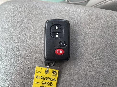 Used 2008 Toyota Highlander Limited AWD/4WD image 25