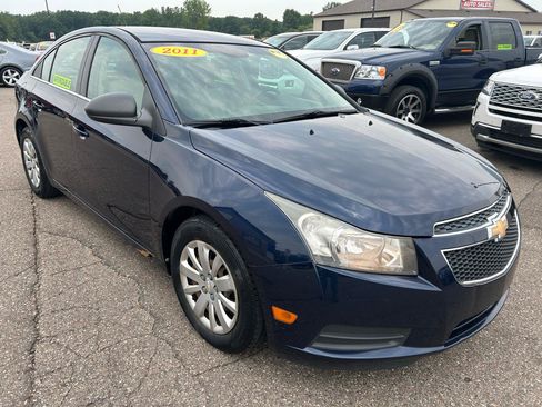 Used 2011 Chevrolet Cruze LS w/ Connectivity Package FWD image 3