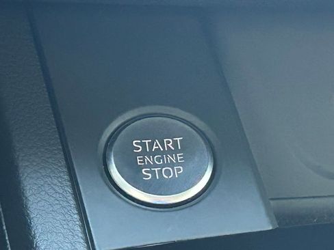 Used 2023 Audi A4 2.0T Premium w/ Convenience Package image 50