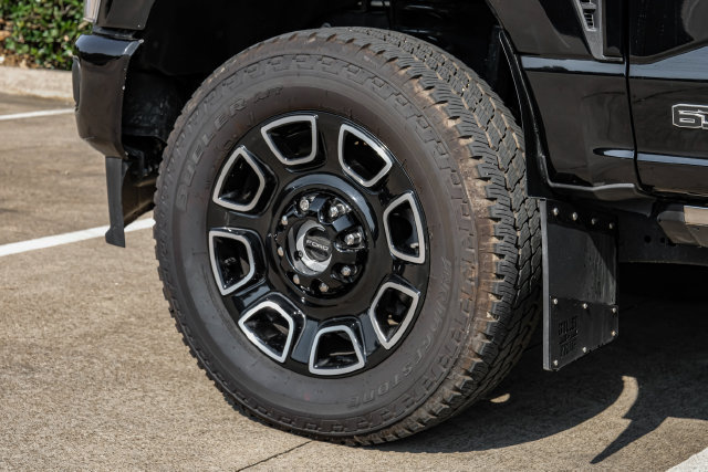 Used 2025 Ford F350 Platinum AWD/4WD image 86
