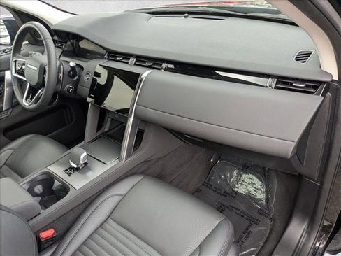 Certified 2024 Land Rover Discovery Sport S image 24