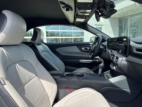 Used 2024 Ford Mustang Premium RWD image 35