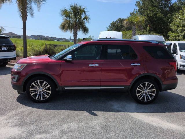 Used 2017 Ford Explorer Platinum AWD/4WD image 7