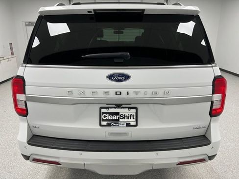 Used 2024 Ford Expedition Max XLT image 9