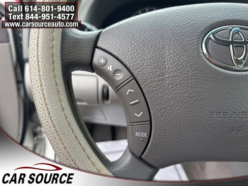 Used 2005 Toyota Camry LE image 13