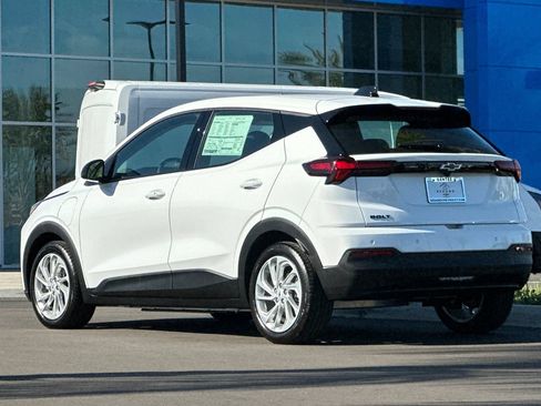 New 2027 Chevrolet Bolt LT w/ Comfort Package FWD image 6