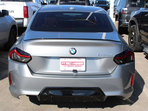 Used 2025 BMW M240i Coupe RWD image 8