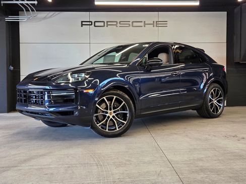 New 2026 Porsche Cayenne Coupe AWD/4WD image 1