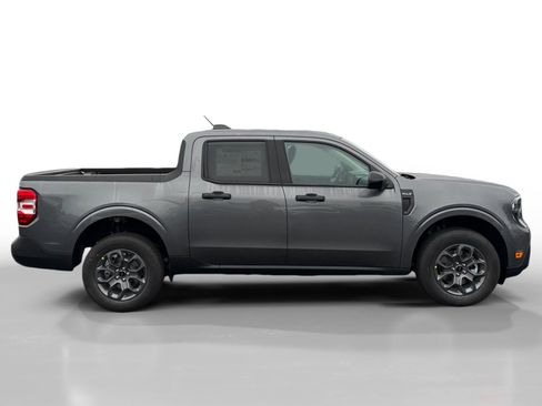 New 2026 Ford Maverick XLT w/ XLT Luxury Package FWD image 6