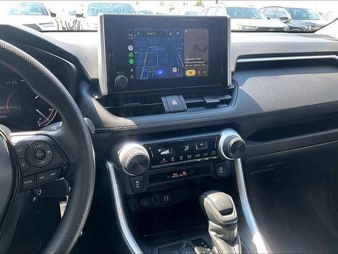 Used 2024 Toyota RAV4 LE AWD/4WD image 8
