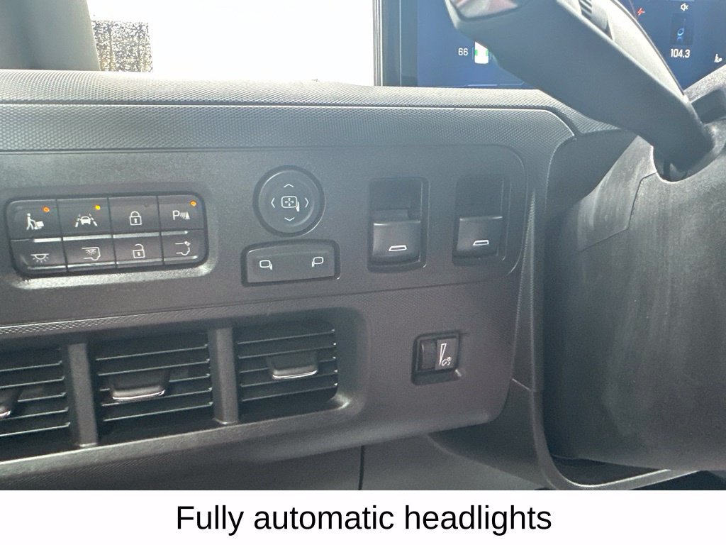Used 2024 Chevrolet Brightdrop 600 w/ Commercial Equipment Package AWD/4WD image 33