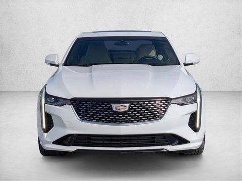 Used 2021 Cadillac CT4 Luxury w/ Sun And Sound Package RWD image 2