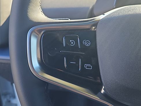 New 2026 Volvo EX30 Ultra image 13