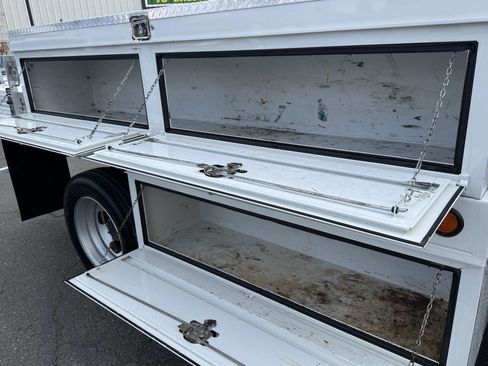 Used 2016 RAM 5500 Tradesman w/ Power & Remote Entry Group AWD/4WD image 18