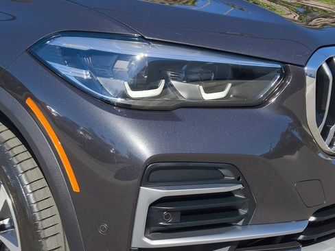 Used 2023 BMW X5 xDrive40i w/ Premium Package image 8