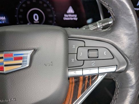 Certified 2021 Cadillac Escalade Premium Luxury image 39