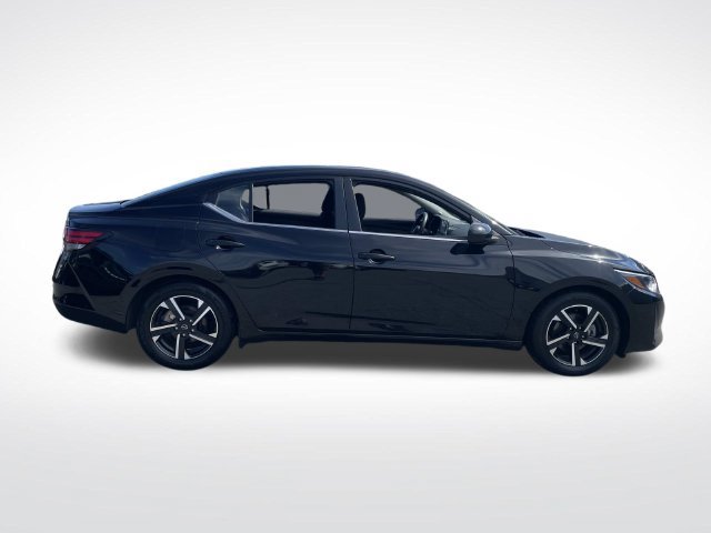 Used 2024 Nissan Sentra SV FWD image 9