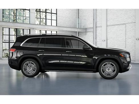 New 2026 Mercedes-Benz GLS 450 4MATIC image 15