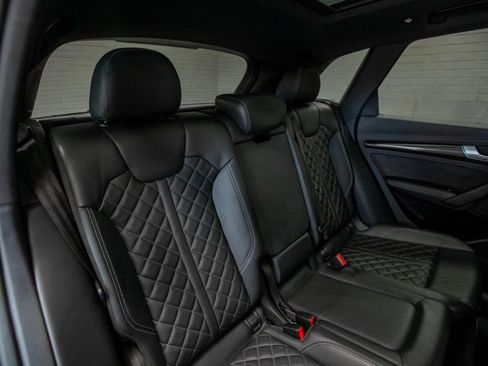 Used 2023 Audi SQ5 Premium Plus w/ Premium Plus Package image 30