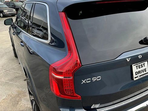 Used 2025 Volvo XC90 T8 Plus w/ Protection Package Premier AWD/4WD image 31