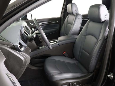 Used 2023 Buick Enclave Essence w/ Experience Buick Package AWD/4WD image 32