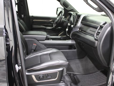 Used 2020 RAM 1500 Limited w/ Black Appearance Package image 32