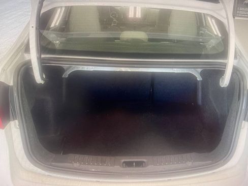 Used 2015 Ford Fiesta SE FWD image 11