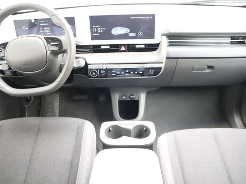 Used 2024 Hyundai Ioniq 5 SE AWD/4WD image 26
