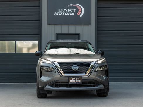 Used 2022 Nissan Rogue S AWD/4WD image 2