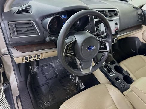 Used 2019 Subaru Outback 2.5i Limited AWD/4WD image 20