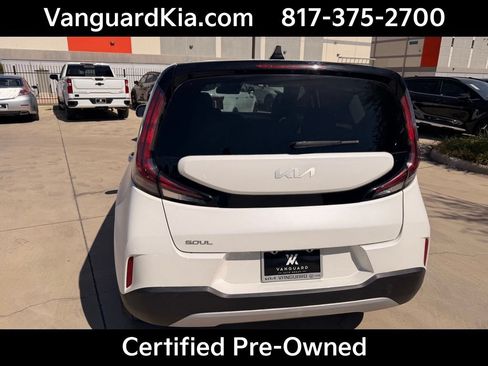 Certified 2024 Kia Soul LX FWD image 3