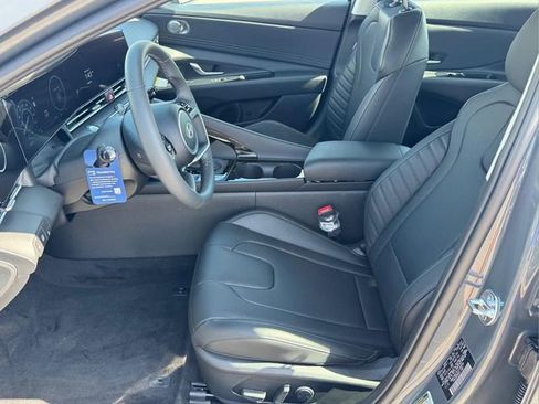 New 2026 Hyundai Elantra Limited FWD image 6