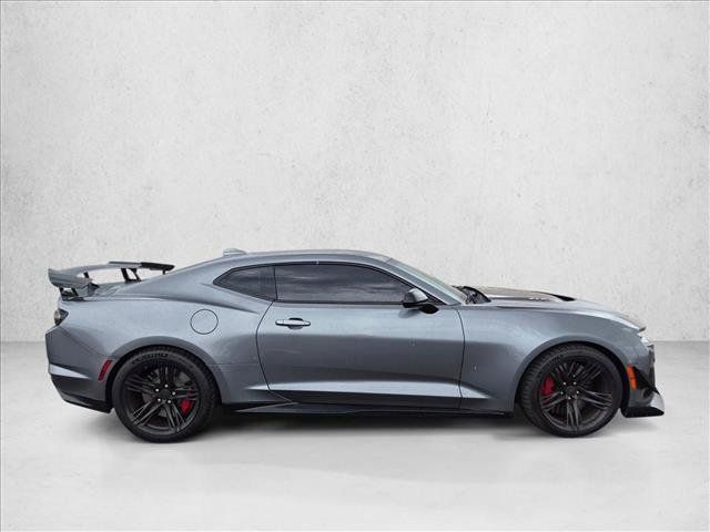 Used 2021 Chevrolet Camaro ZL1 RWD image 4