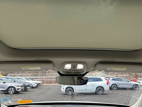 Certified 2024 Volvo XC90 T8 Plus image 8