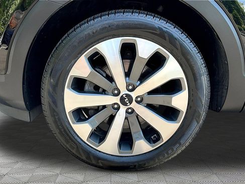 Certified 2022 Kia Telluride EX w/ EX Premium Package FWD image 36