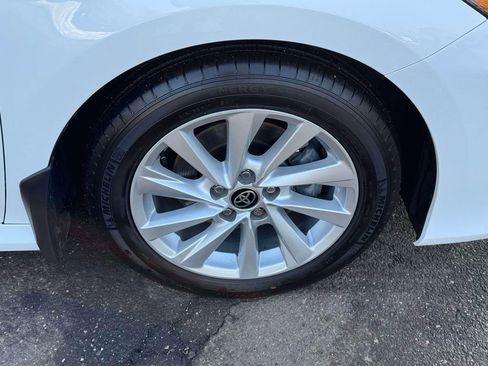 Used 2023 Toyota Camry LE image 9