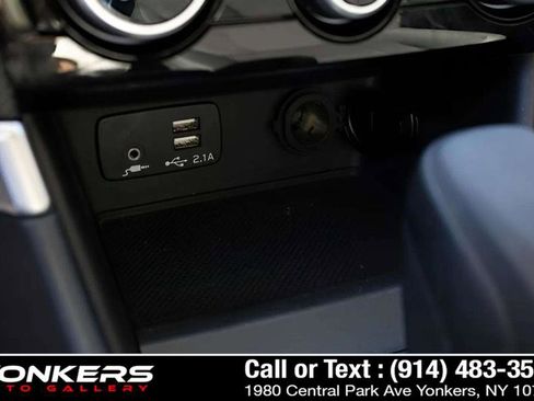 Used 2021 Subaru Forester Premium image 39