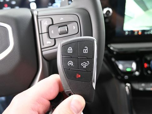 New 2026 GMC Sierra 1500 AT4 w/ AT4 Premium Package image 56