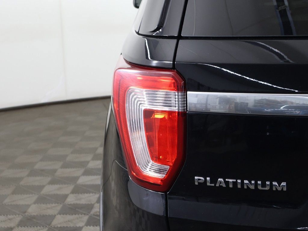 Used 2018 Ford Explorer Platinum AWD/4WD image 19