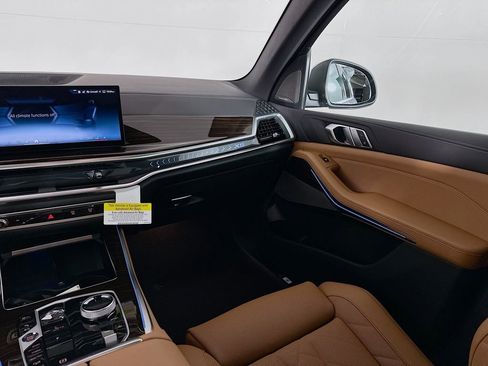 New 2026 BMW X5 xDrive50e image 31