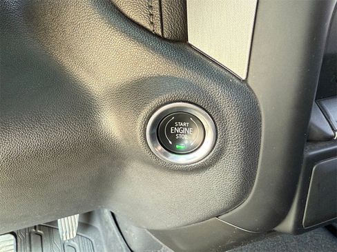 Used 2020 GMC Sierra 1500 Elevation w/ Elevation Value Package image 24