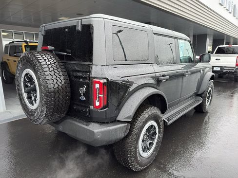 New 2026 Ford Bronco Outer Banks w/ Sasquatch Package AWD/4WD image 4
