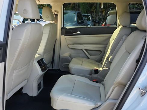 Used 2021 Volkswagen Atlas SEL image 22