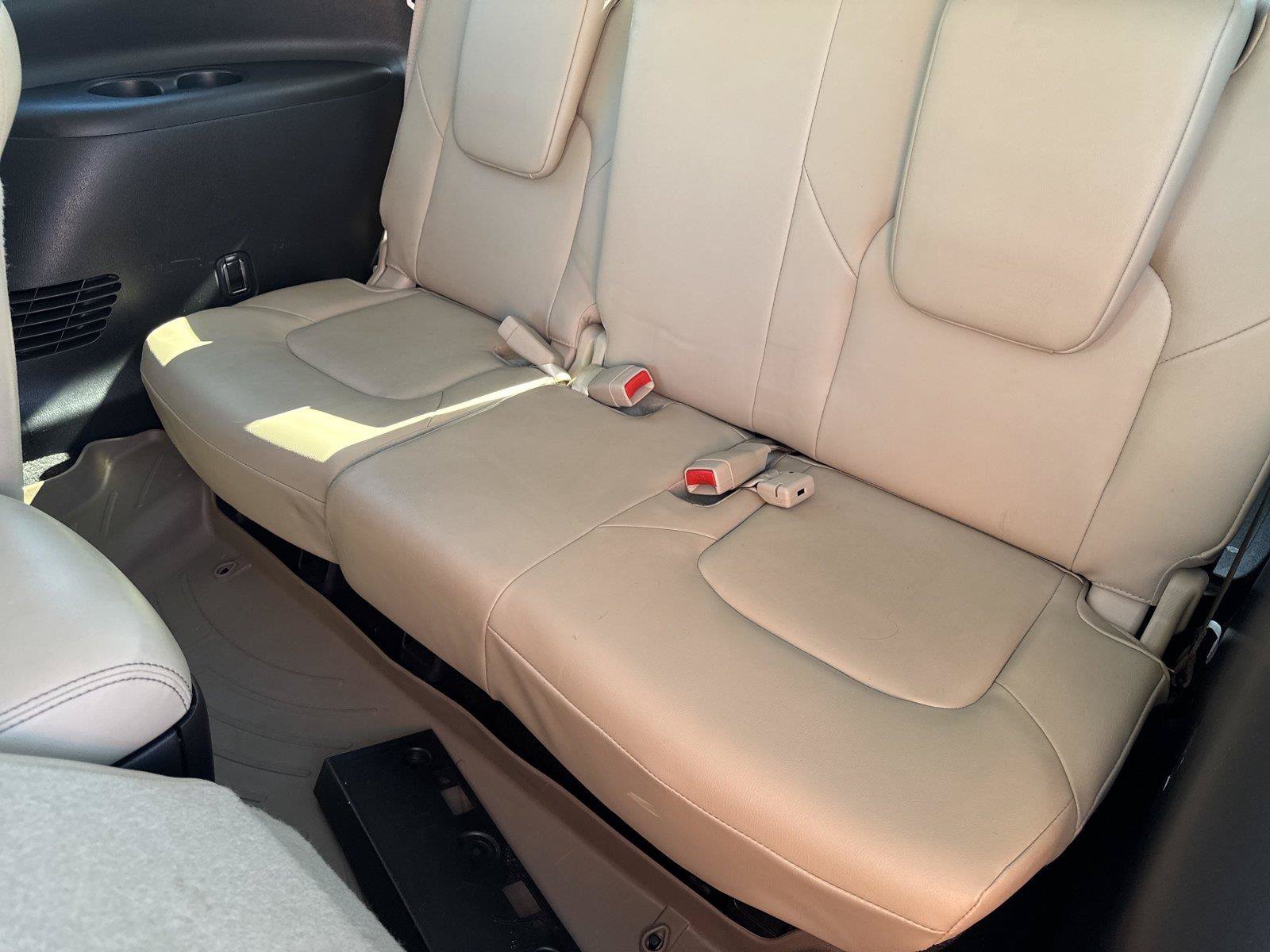 Used 2023 Nissan Armada SL w/ Captain's Chairs Package RWD image 28