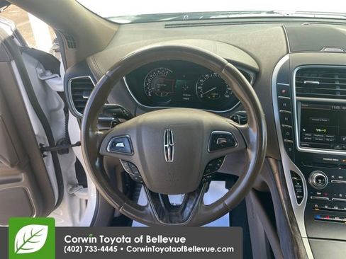 Used 2016 Lincoln MKX Reserve w/ Climate Package image 19